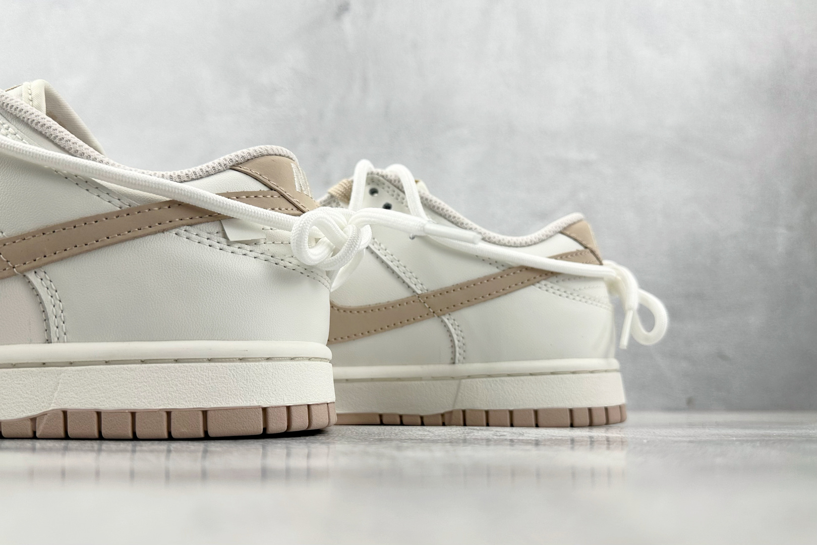 YC 
【定制球鞋】Nike Dunk 微糖奶咖 白粉

货号：WG0510 070
尺码：36 36.