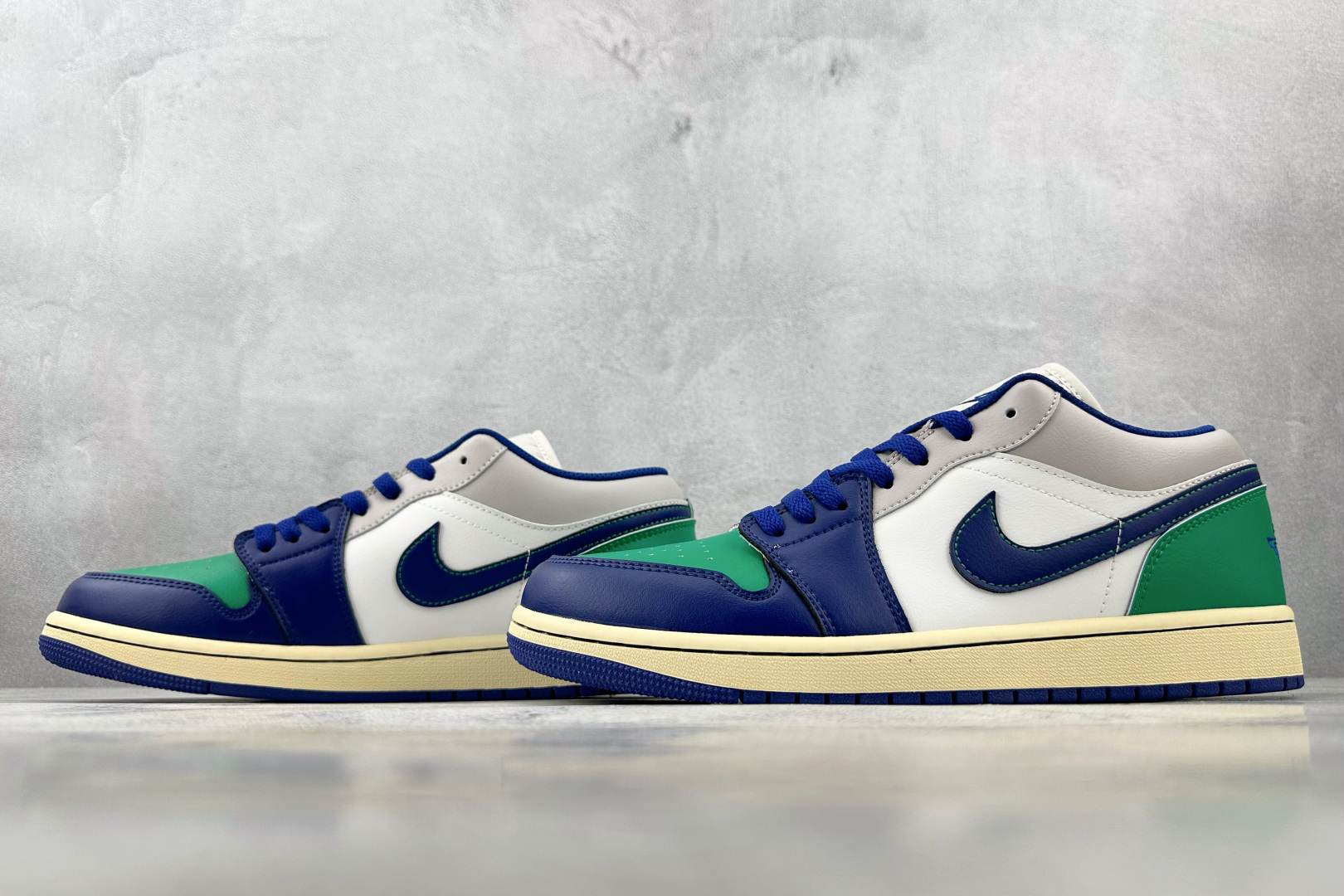 图片[5]-K版  综合版 Jordan Air Jordan 1 白蓝色 货号：553558-147 尺码：36 36.5 37 38.5 39 40 40.5 41 42 42.5 43 44 44.5 45 46-选品中心