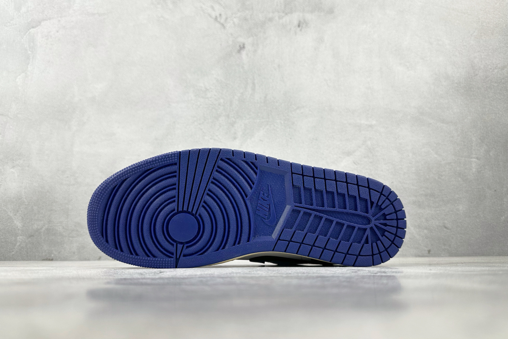 图片[4]-K版  综合版 Jordan Air Jordan 1 白蓝色 货号：553558-147 尺码：36 36.5 37 38.5 39 40 40.5 41 42 42.5 43 44 44.5 45 46-选品中心