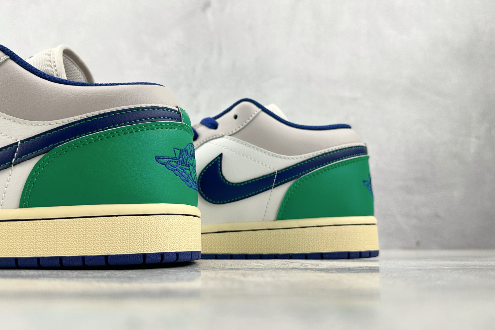 图片[8]-K版  综合版 Jordan Air Jordan 1 白蓝色 货号：553558-147 尺码：36 36.5 37 38.5 39 40 40.5 41 42 42.5 43 44 44.5 45 46-选品中心