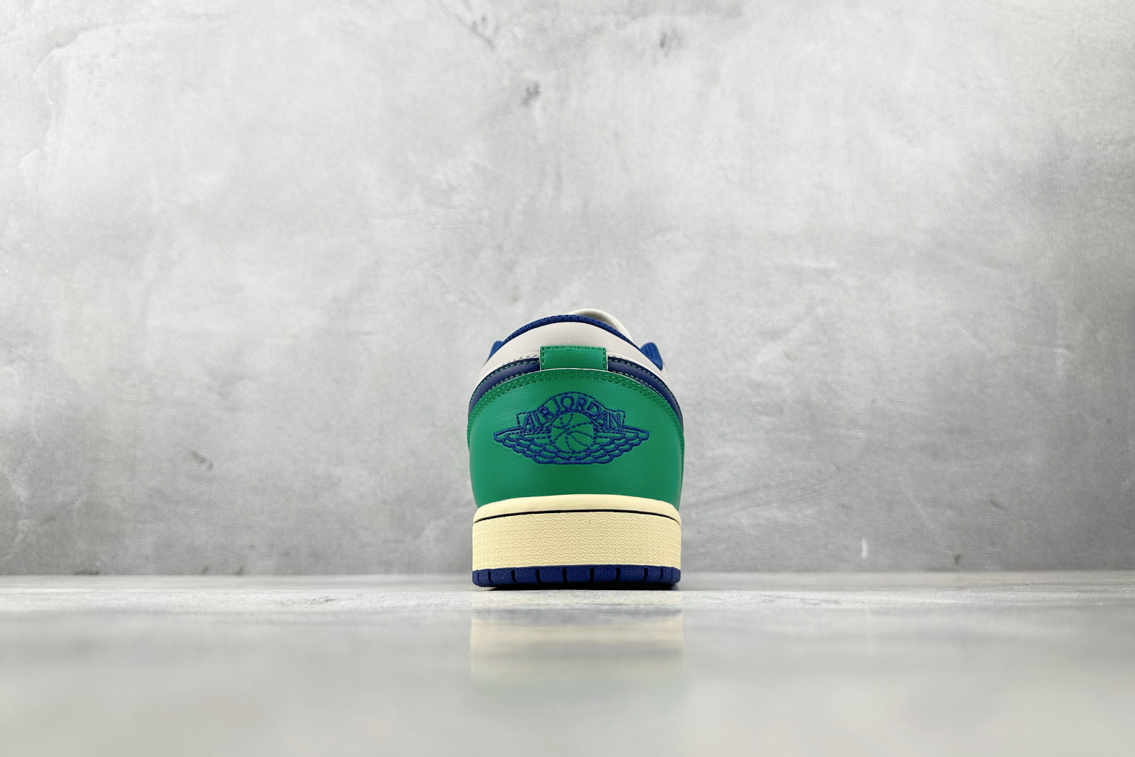 图片[9]-K版  综合版 Jordan Air Jordan 1 白蓝色 货号：553558-147 尺码：36 36.5 37 38.5 39 40 40.5 41 42 42.5 43 44 44.5 45 46-选品中心