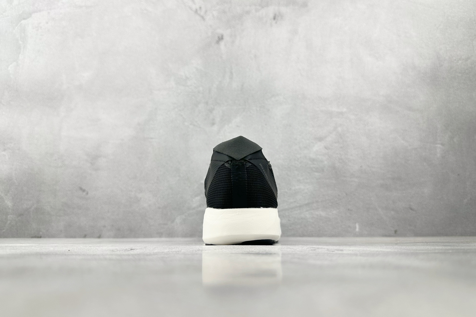 东南亚订单 adidAdizero Takumi Sen 10 黑色 IH5710