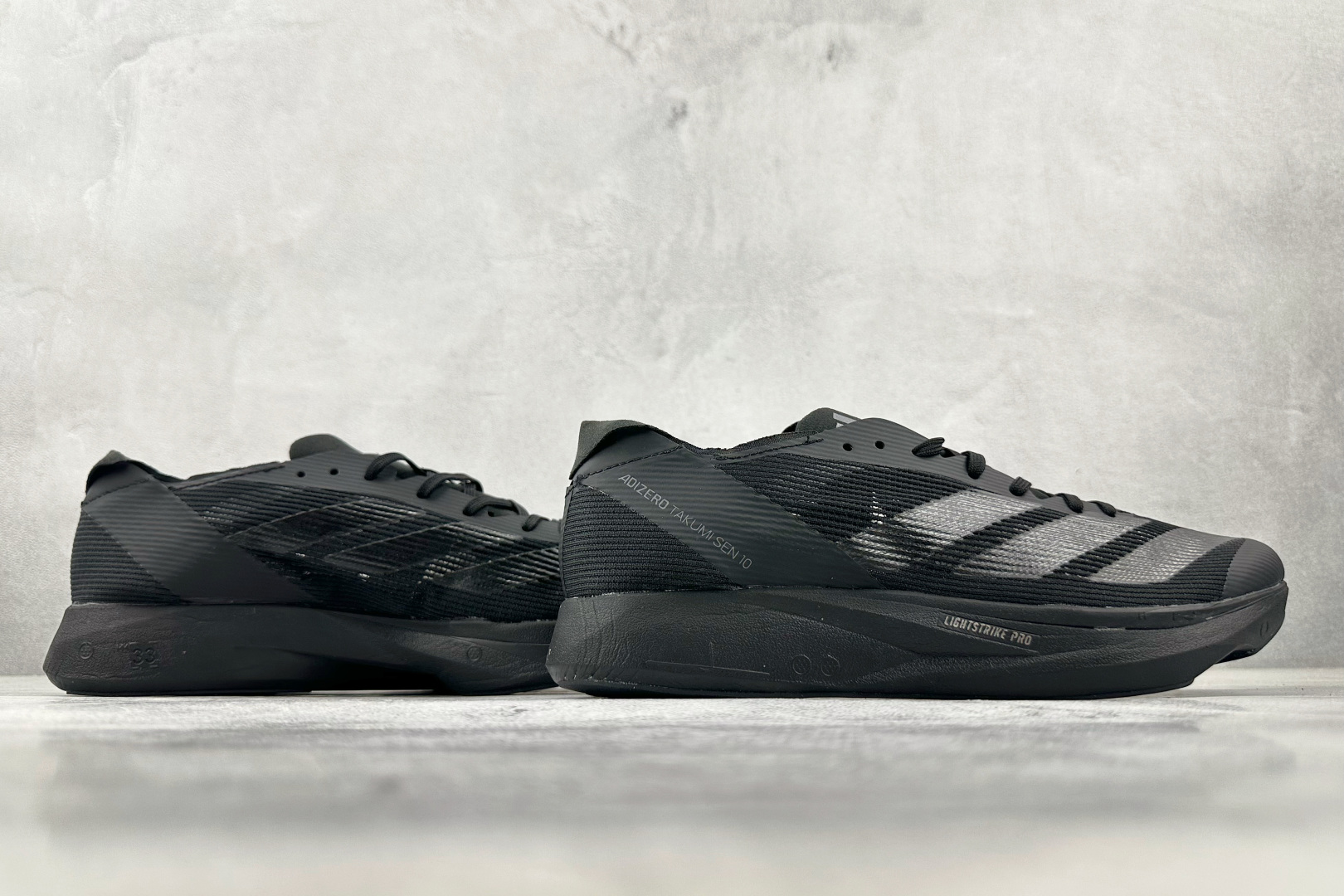 190 东南亚订单 adidAdizero Takumi Sen 10 黑色 ID0290