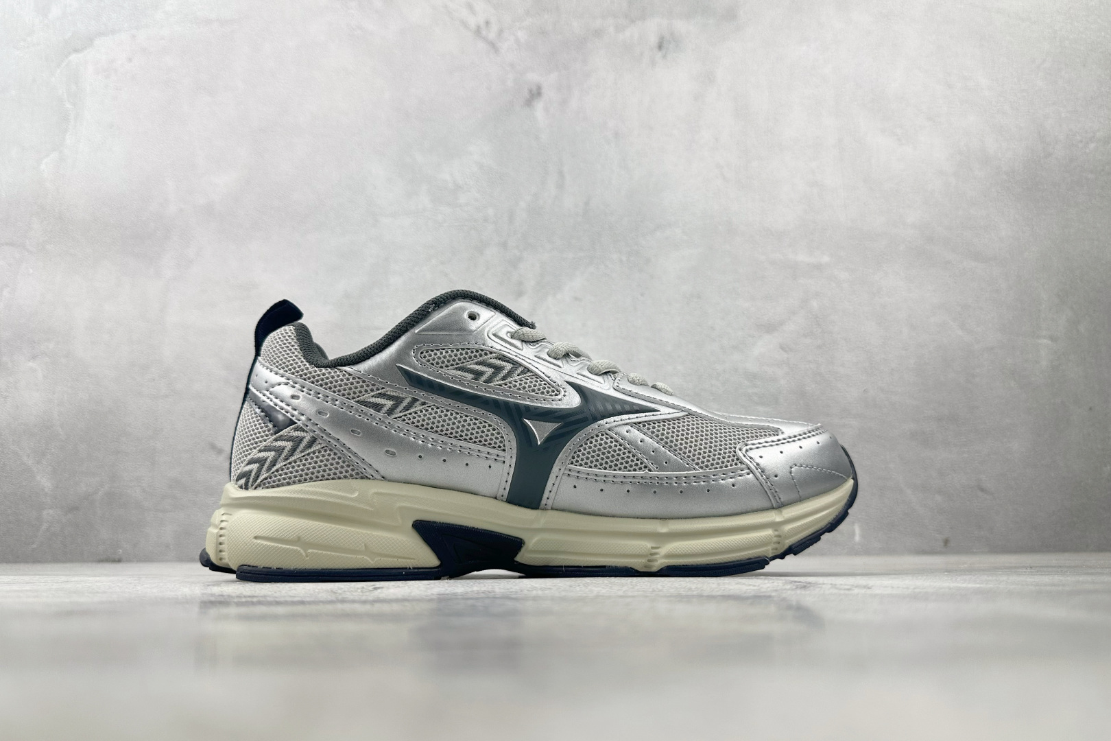 图片[2]-N版  东南亚订单 Mizuno Speed 银灰色 货号：D1GH223019 尺码：36 36.5 37 38.5 39 40 40.5 41 42 42.5 43 44 44.5 45-选品中心