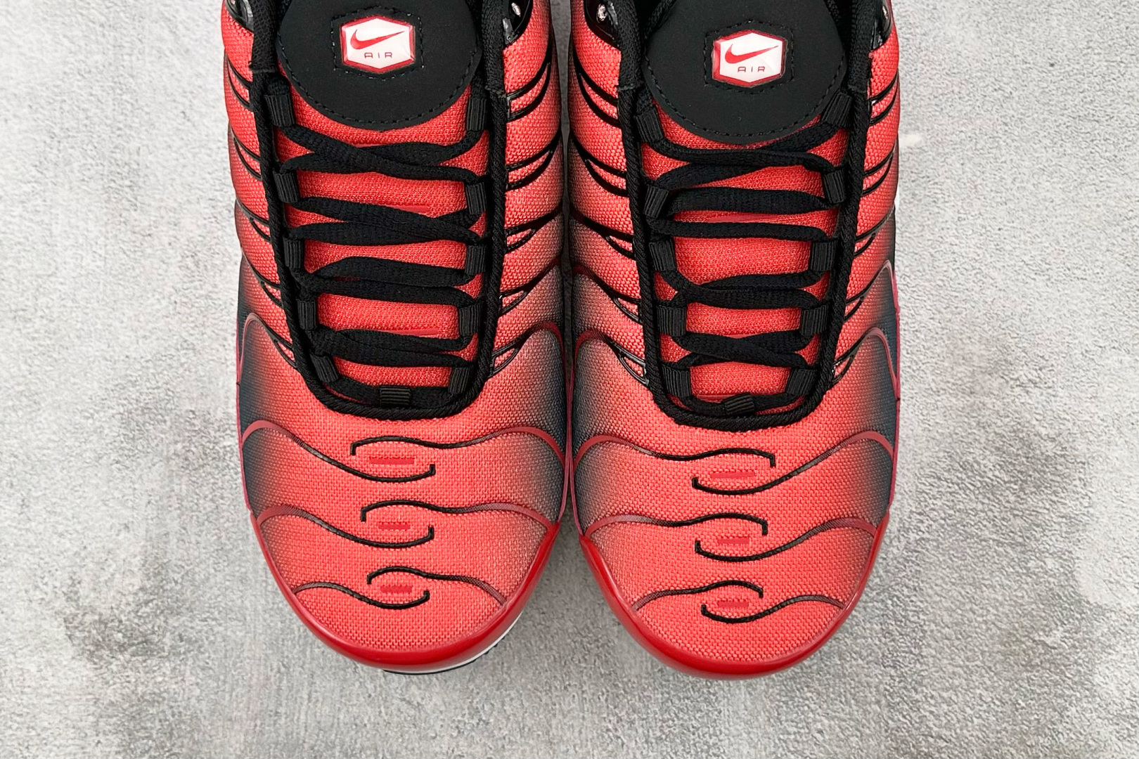 图片[7]-外贸 GW  Nike Air Max Plus 红色 货号：FV0950-600 尺码：36 36.5 37.5 38 38.5 39 40 40.5 41 42 42.5 43 44 44.5 45 46-选品中心