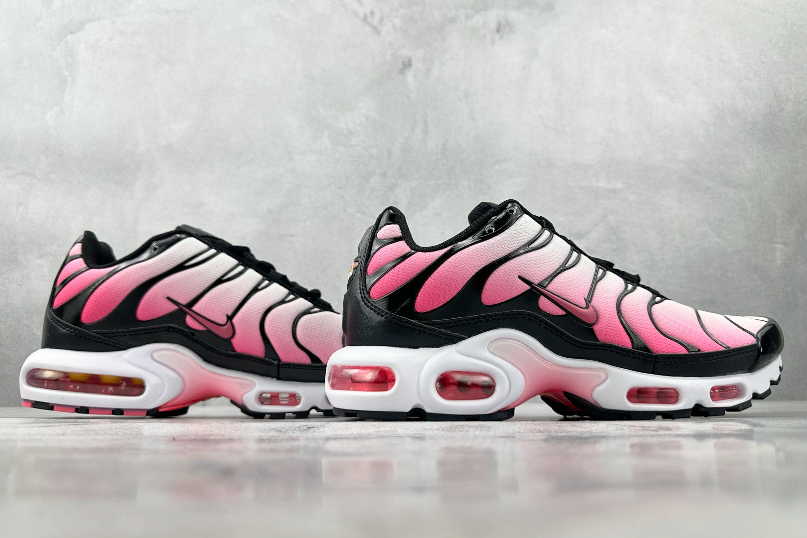图片[6]-外贸 GW  Nike Air Max Plus 黑粉 货号：DZ3670-002 尺码：36 36.5 37.5 38 38.5 39 40 40.5 41 42 42.5 43 44 44.5 45 46-选品中心