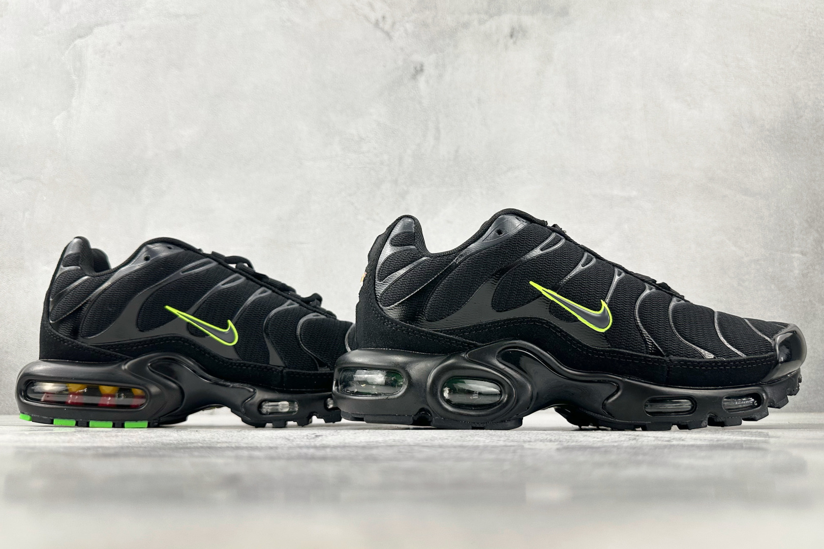 图片[6]-外贸 GW  Nike Air Max Plus 黑绿 货号：FQ2399-001 尺码：36 36.5 37.5 38 38.5 39 40 40.5 41 42 42.5 43 44 44.5 45 46-选品中心