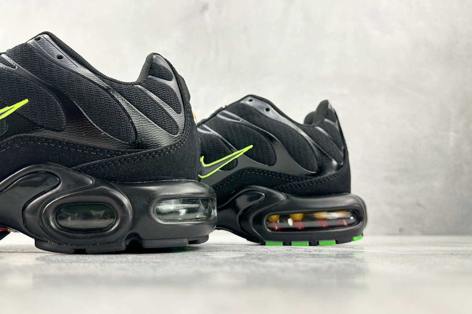 图片[8]-外贸 GW  Nike Air Max Plus 黑绿 货号：FQ2399-001 尺码：36 36.5 37.5 38 38.5 39 40 40.5 41 42 42.5 43 44 44.5 45 46-选品中心