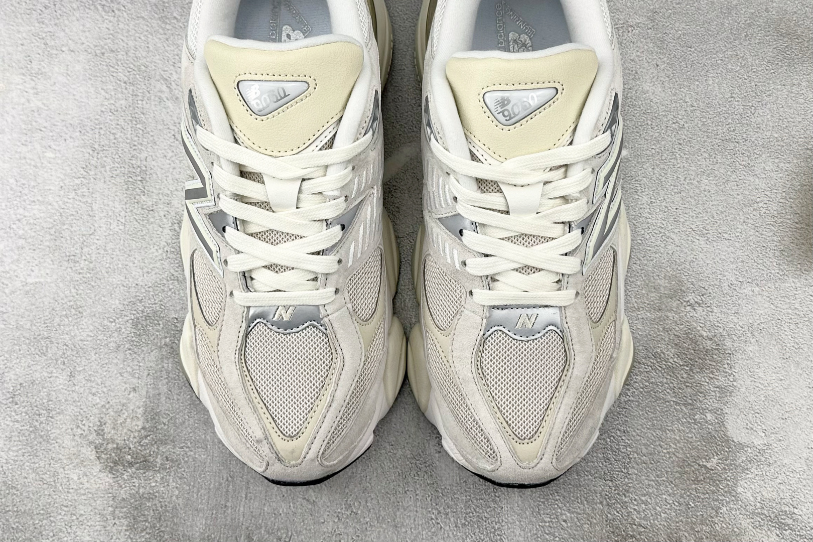 大厂出品 New Balance NB 9060 米色 U9060WHT