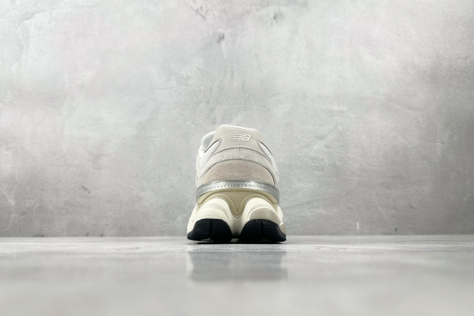大厂出品 New Balance NB 9060 米色 U9060WHT