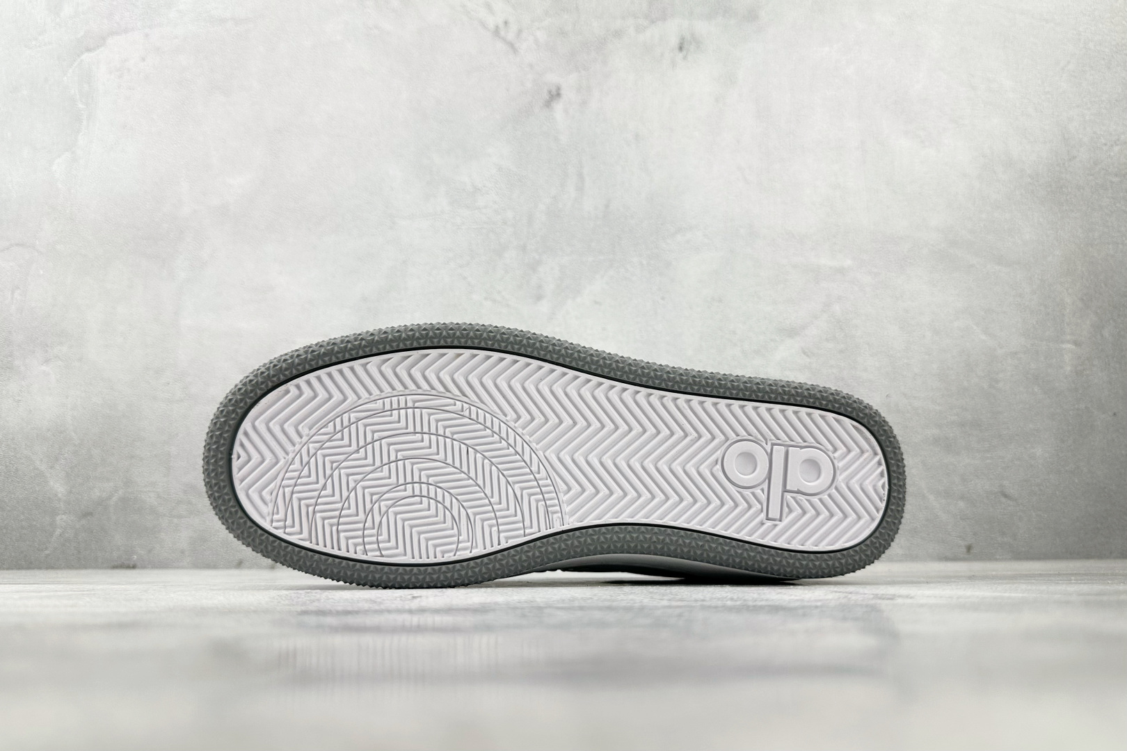 alo yoga Recovery Mode 白灰 A0685U-Grey/White