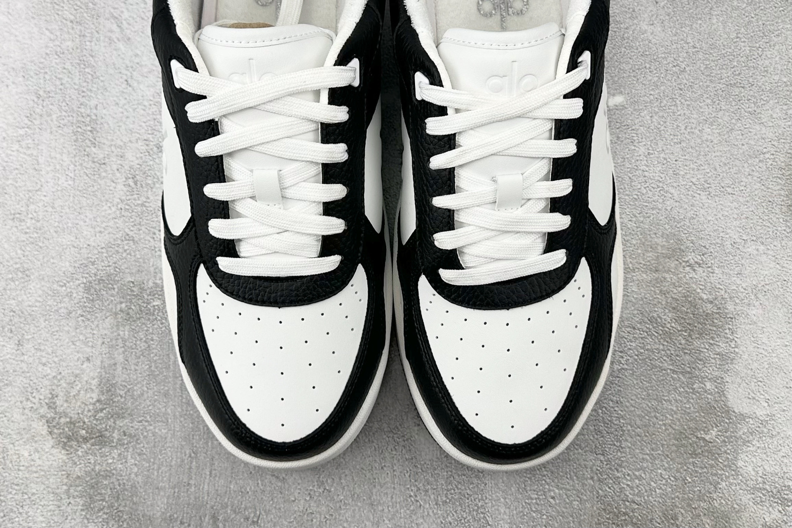 alo yoga Recovery Mode 黑白色 A0685U-Black/White
