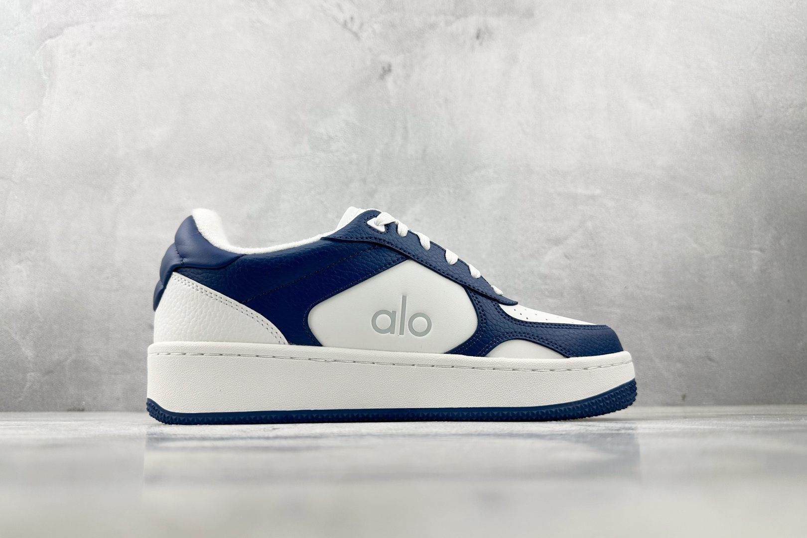 alo yoga Recovery Mode 白蓝 A0685U-Navy/White