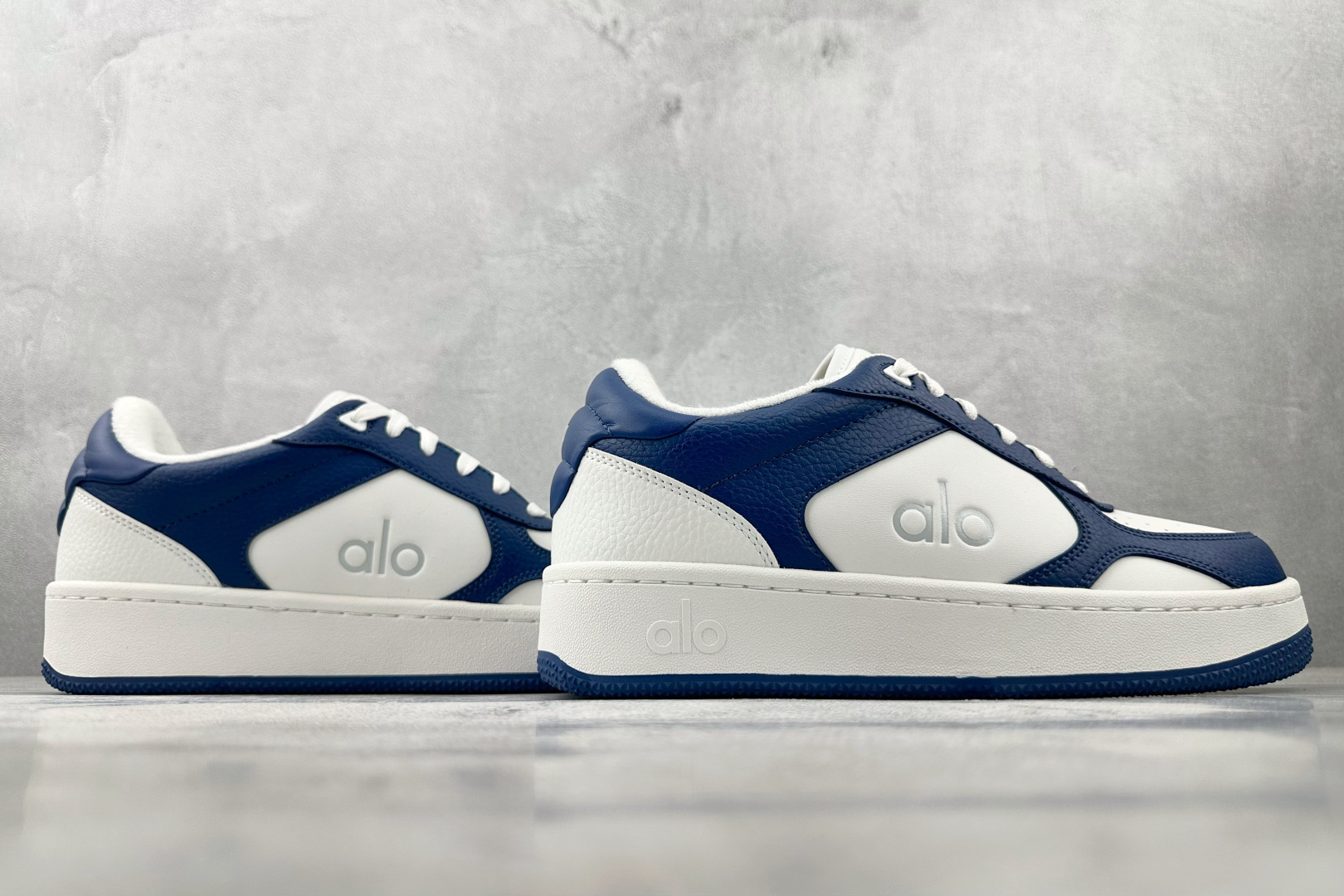 alo yoga Recovery Mode 白蓝 A0685U-Navy/White