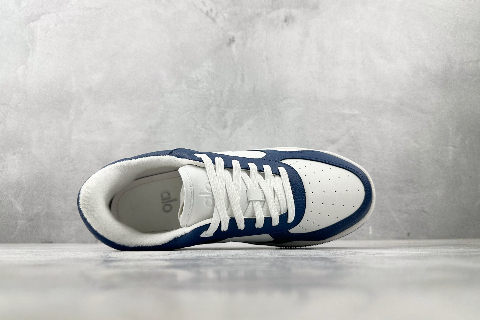 alo yoga Recovery Mode 白蓝 A0685U-Navy/White