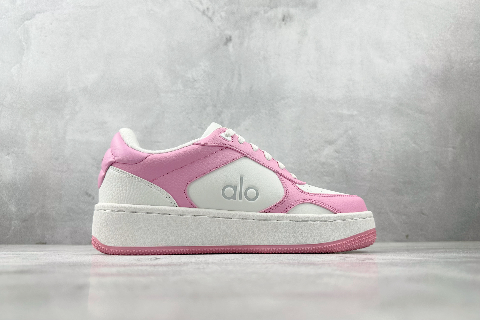 alo yoga Recovery Mode 粉白色 A0685U-Pink/White