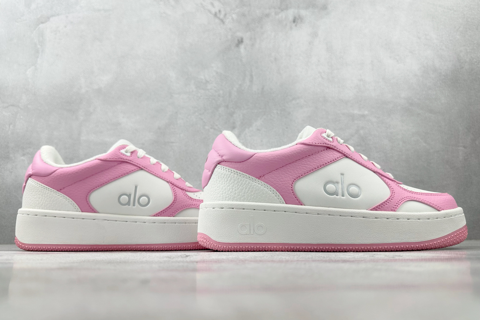 alo yoga Recovery Mode 粉白色 A0685U-Pink/White