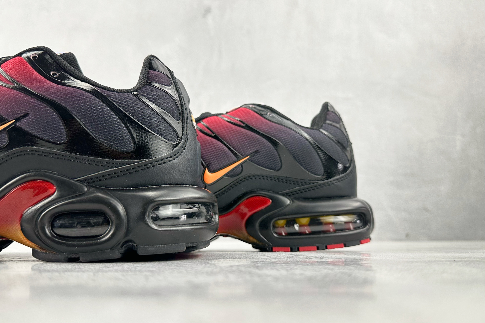图片[8]-外贸 GW  Nike Air Max Plus 黑红 货号：DD3229-001 尺码：36 36.5 37.5 38 38.5 39 40 40.5 41 42 42.5 43 44 44.5 45 46-选品中心