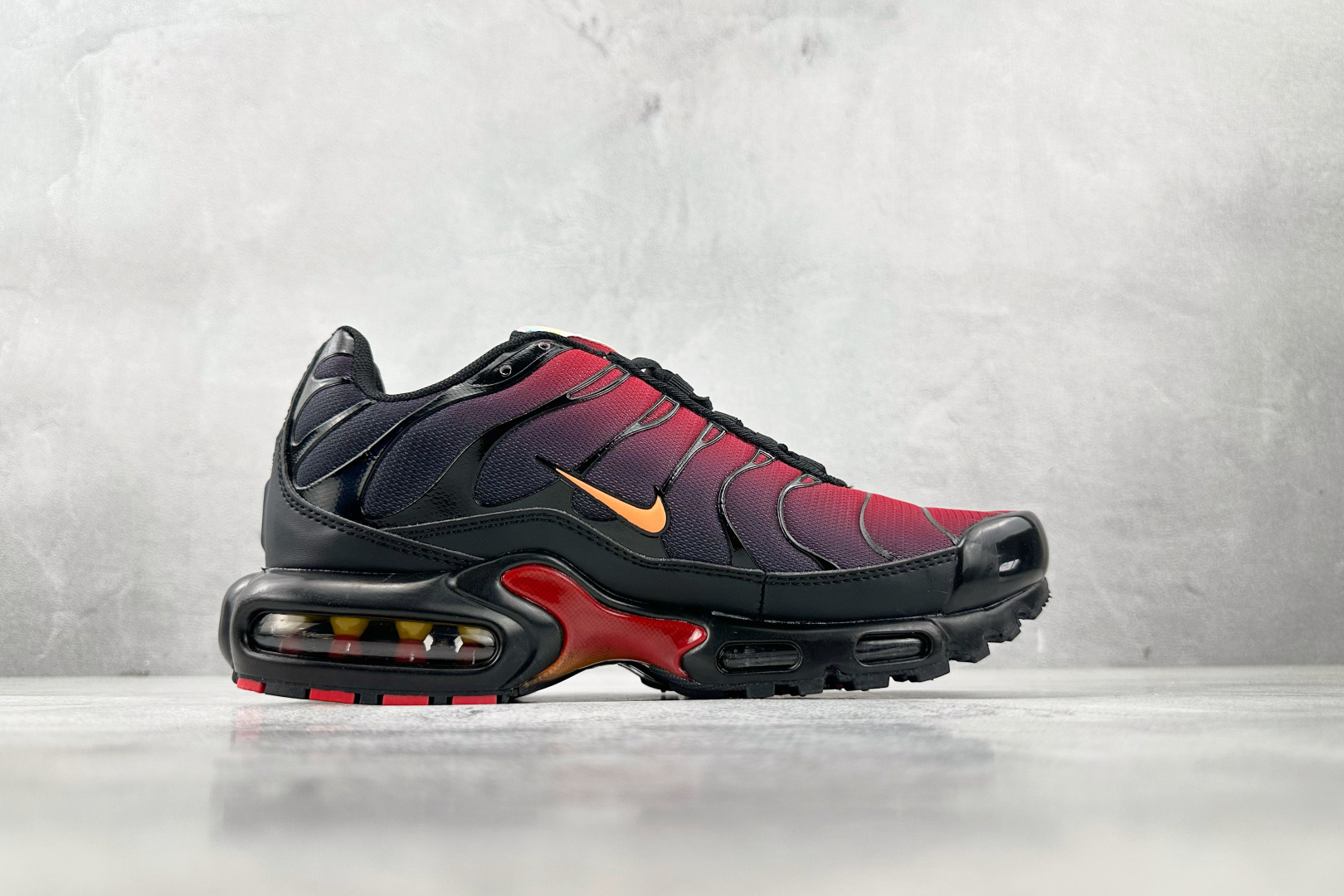 图片[2]-外贸 GW  Nike Air Max Plus 黑红 货号：DD3229-001 尺码：36 36.5 37.5 38 38.5 39 40 40.5 41 42 42.5 43 44 44.5 45 46-选品中心