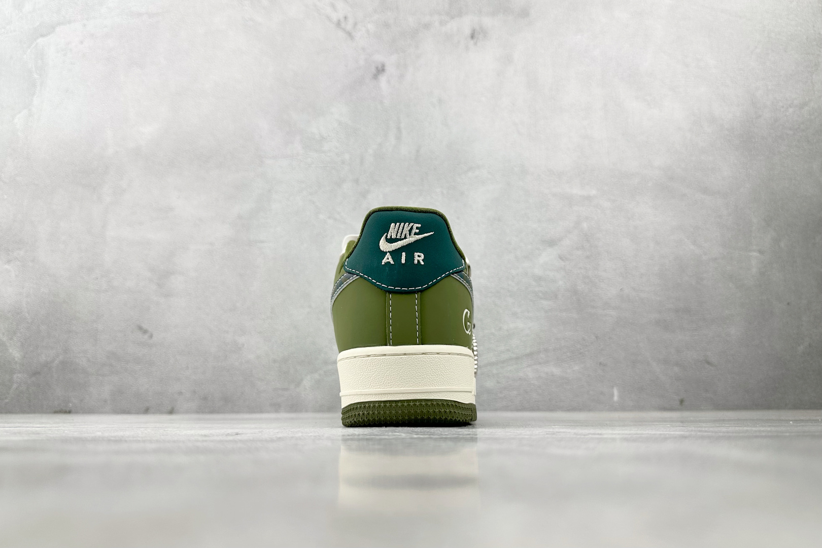 Nike Air Force 1'07 GUCCI 联名 绿白 KK1988-094