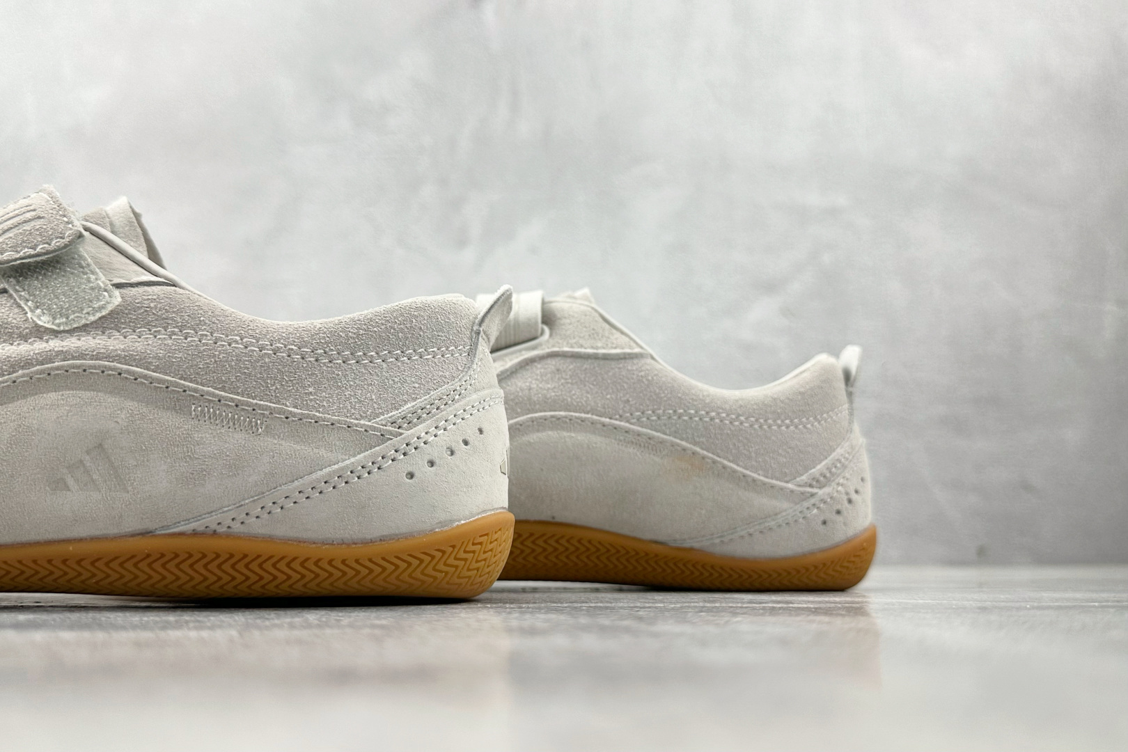 出口订单 adidFOS 清冷白 JS0151