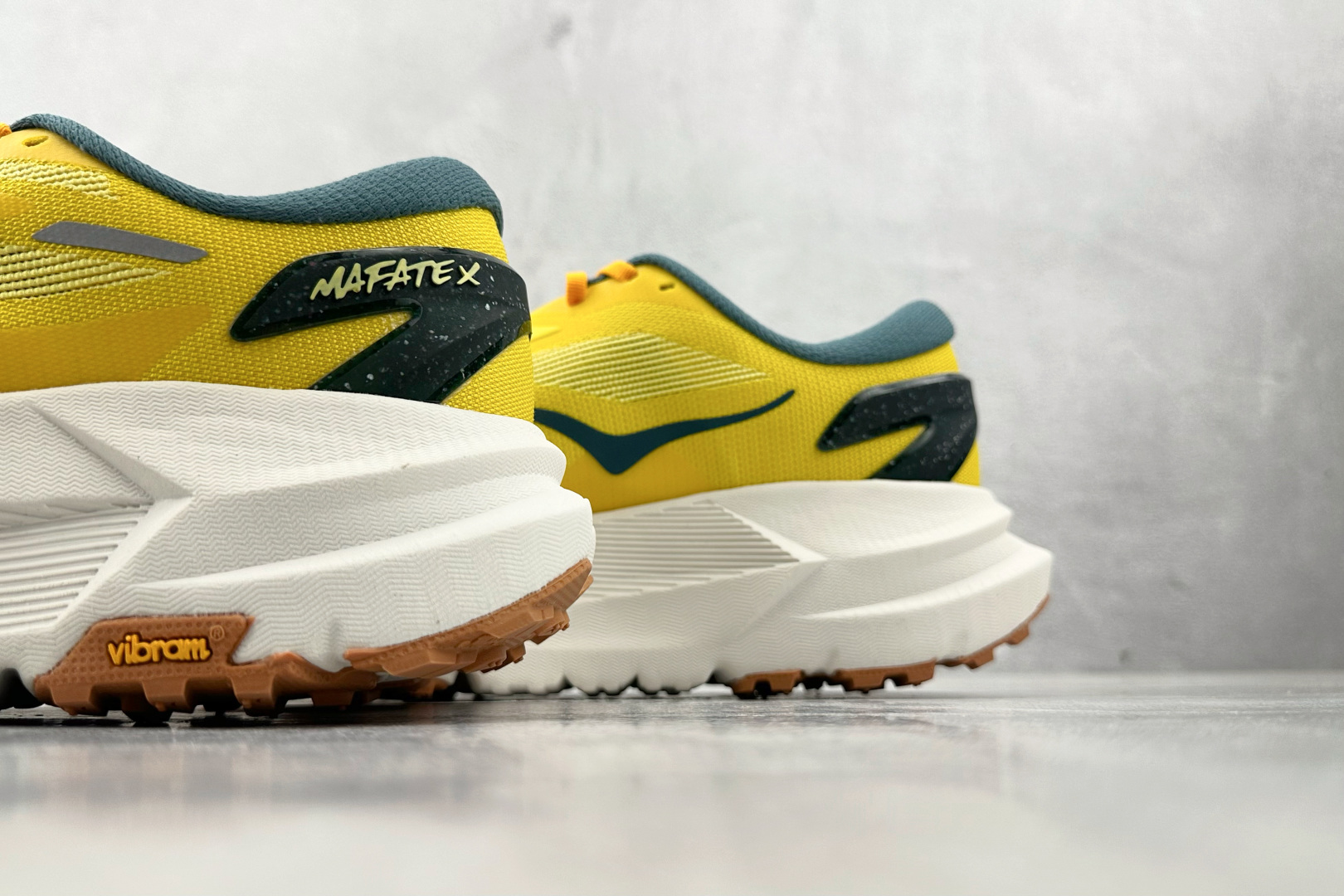 HOKA ONE ONE Mafate X 黄色 1161990-ZTM