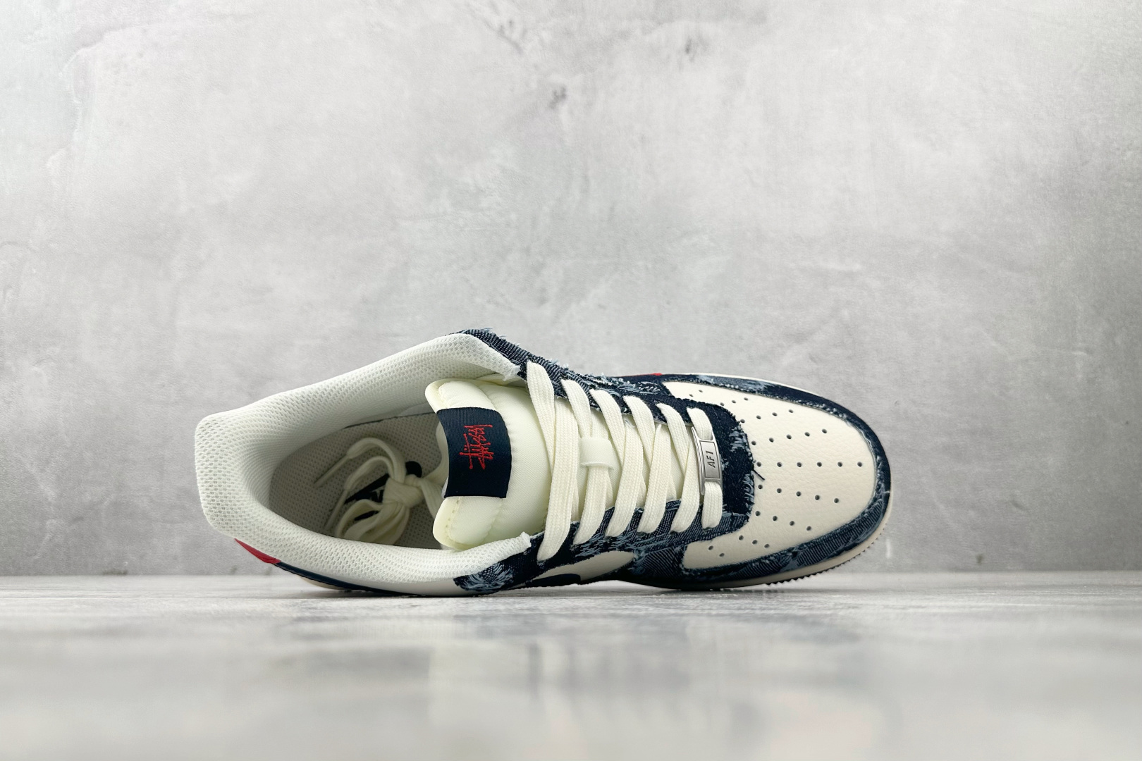 260 Nike Air Force 1'07 斯图西 联名 黑白 XS1958-579