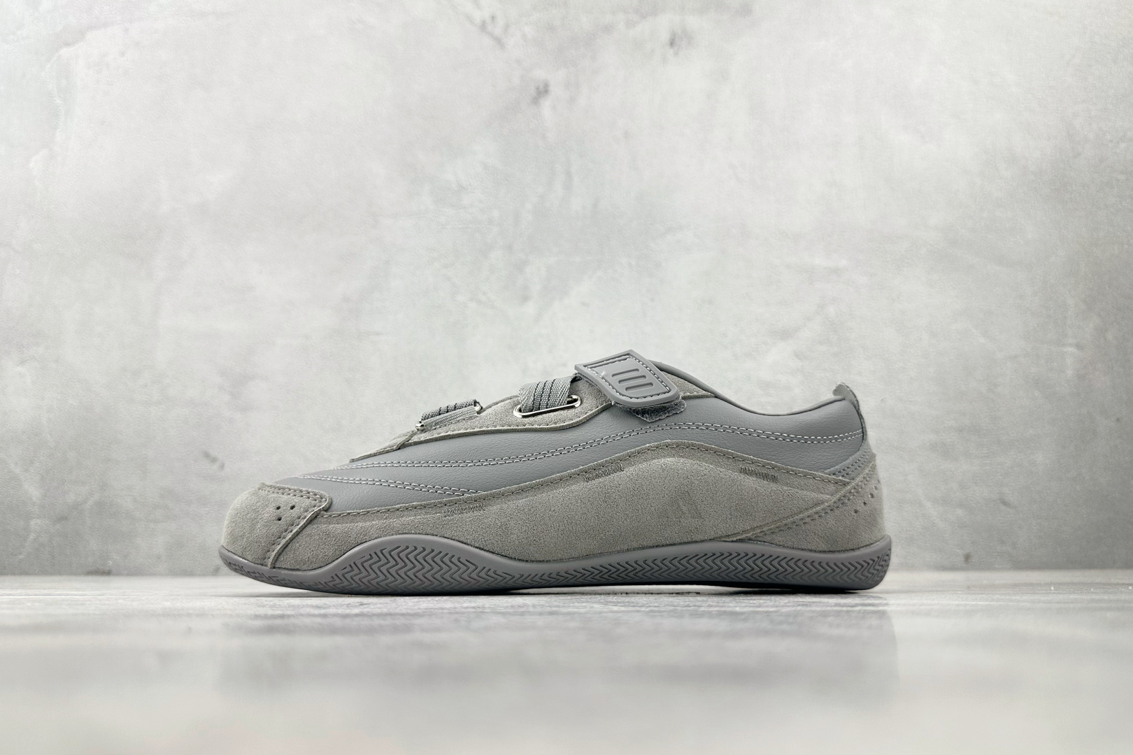 出口订单 adidURBAN REVERIE 灰色 JQ9391