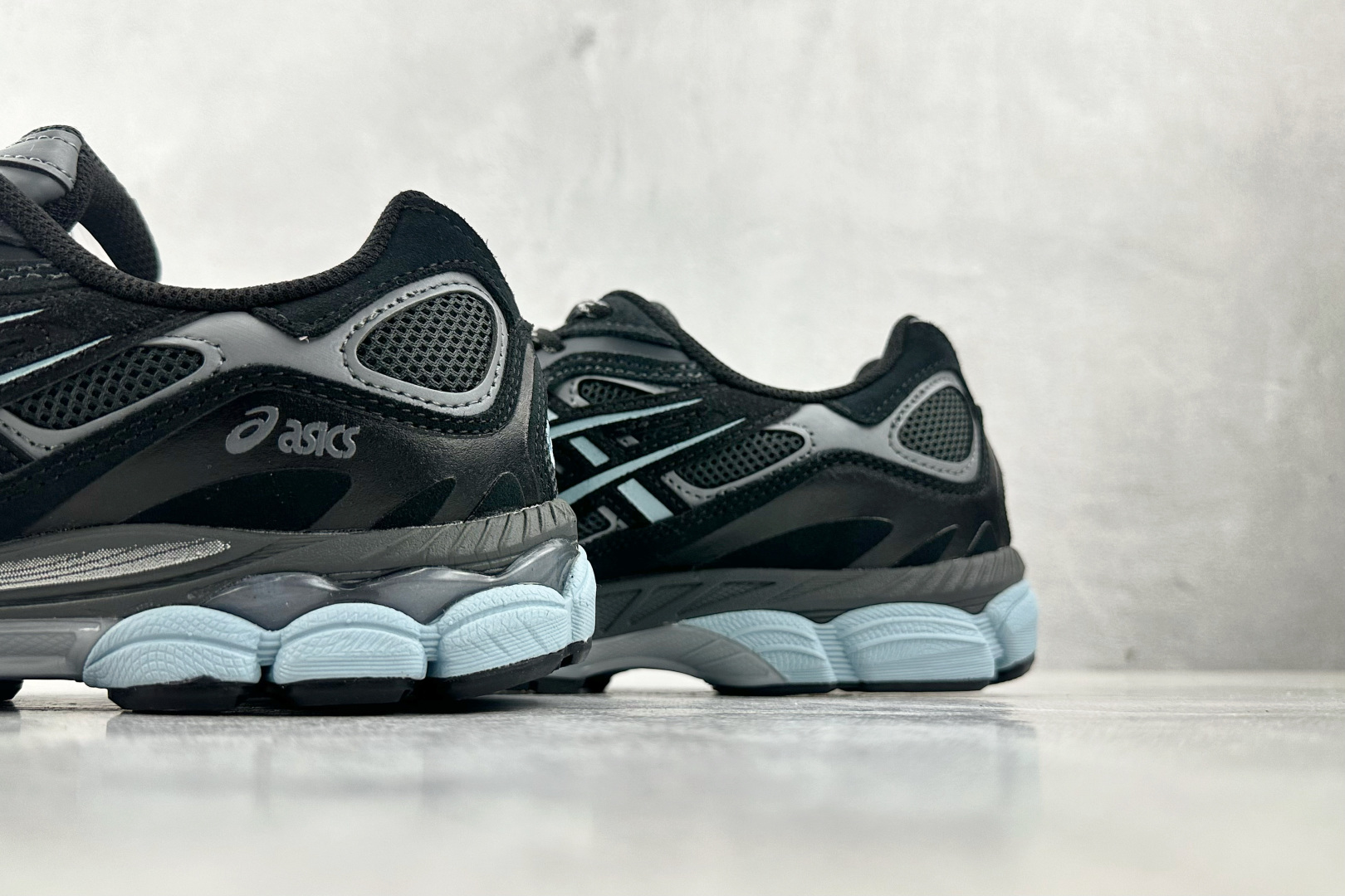 LAGUA GEM x atmos x Asics GEL-NYC系列蓝灰色 1203A577-001