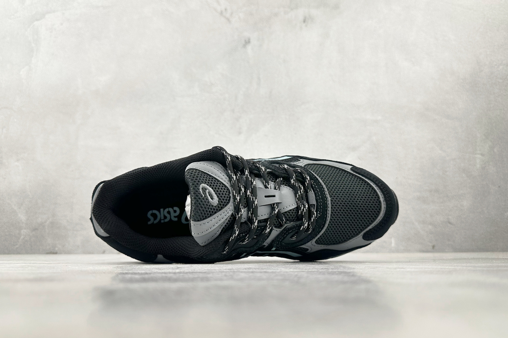 LAGUA GEM x atmos x Asics GEL-NYC系列蓝灰色 1203A577-001