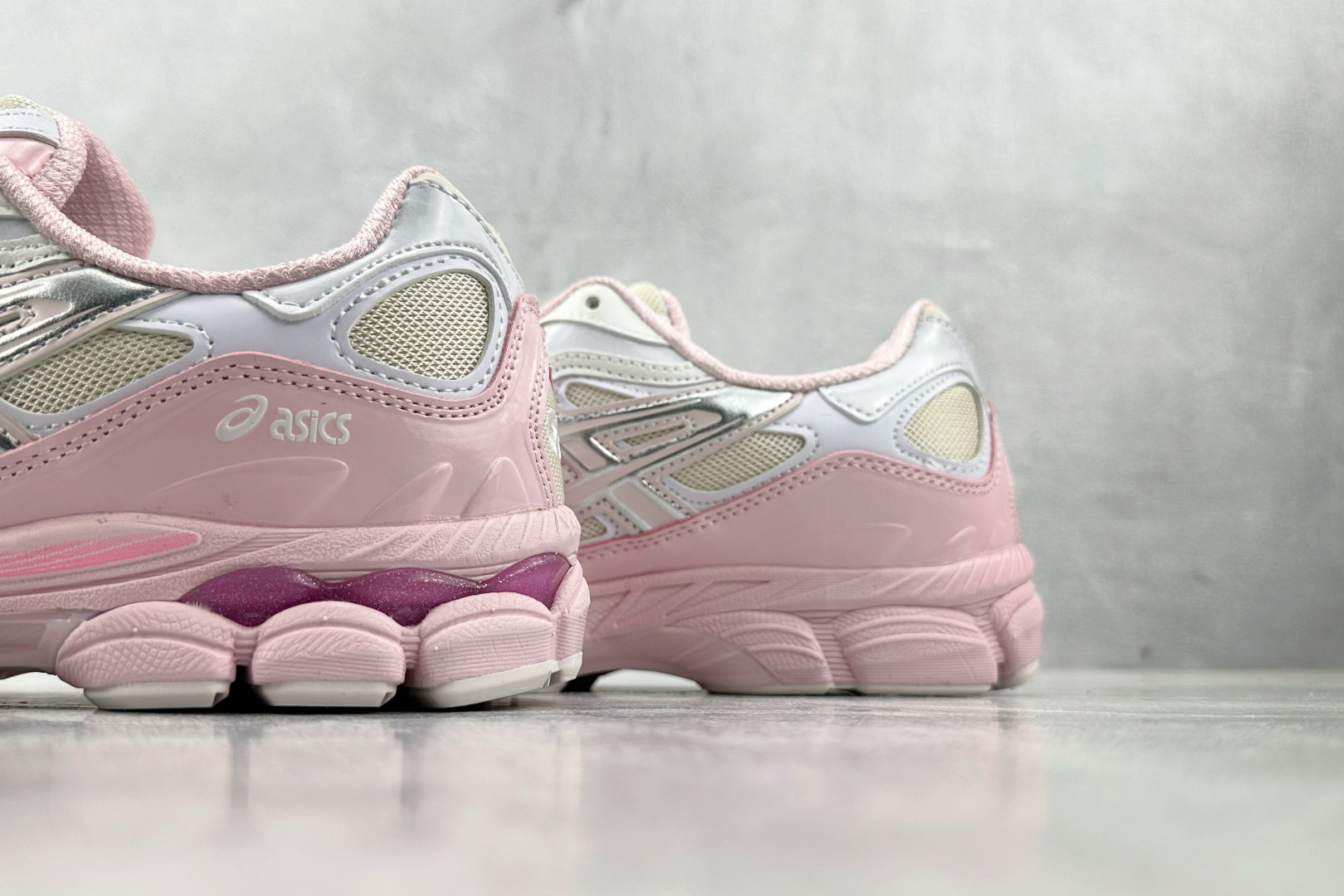 KICKI YANG ZHANG x Asics GEL-NYC系列 银粉色 1203A571-100