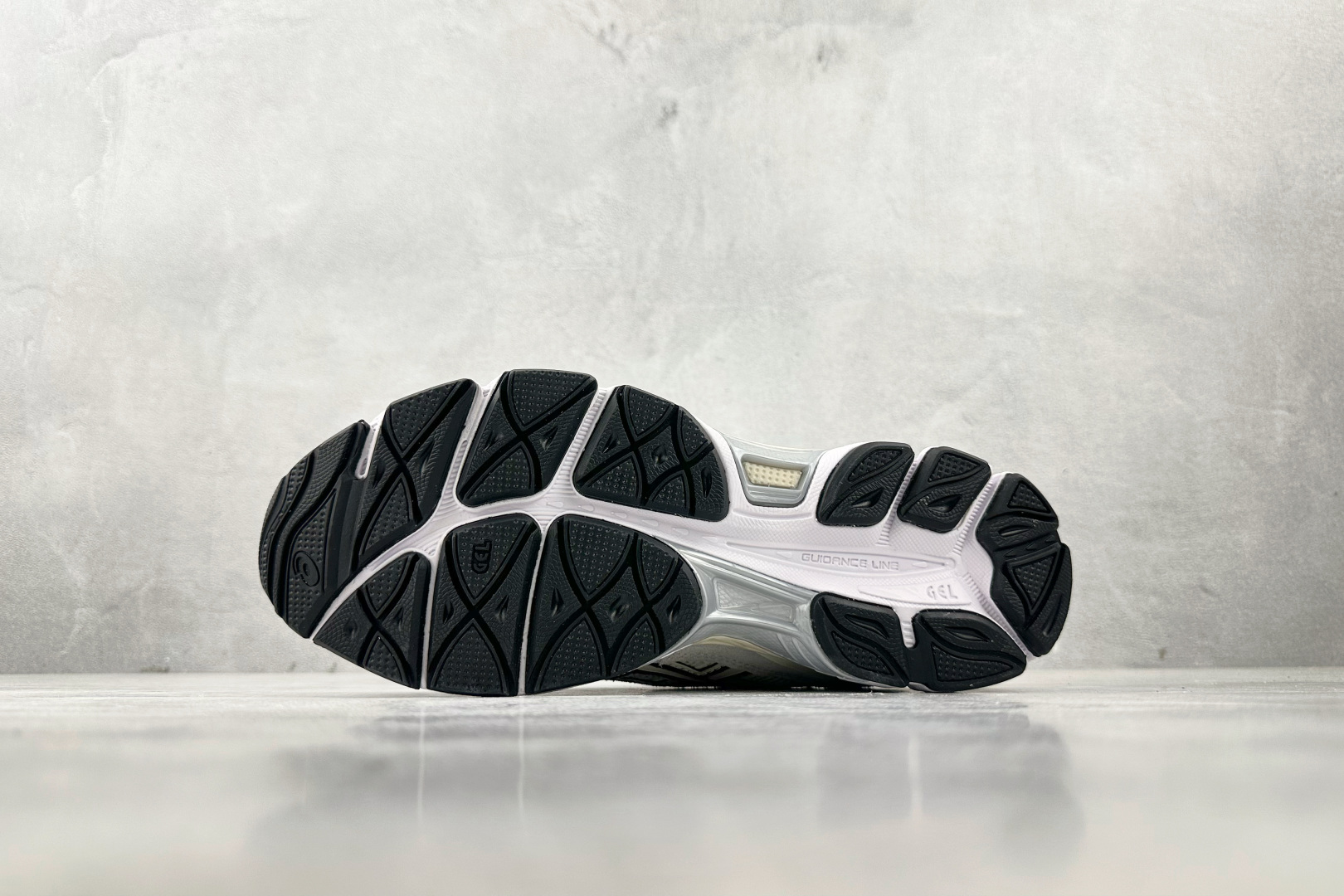 Asics GEL-NYC系列 白色 1203A788-101