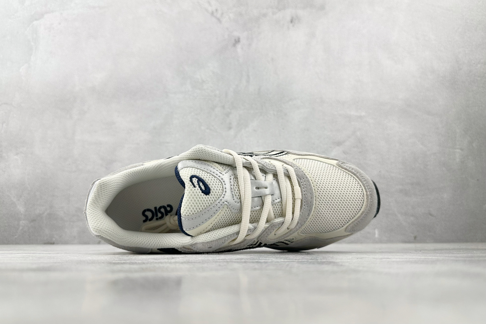 Asics GEL-NYC系列 白色 1203A788-101
