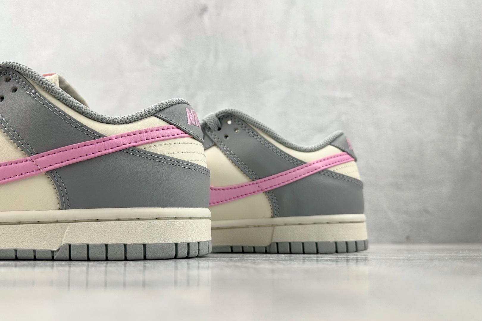 Nike Dunk Low 灰粉 DD1873-002