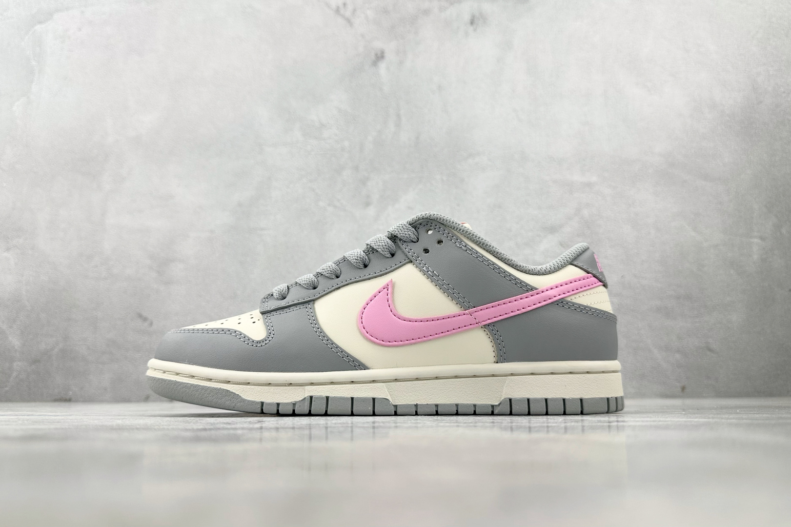 Nike Dunk Low 灰粉 DD1873-002