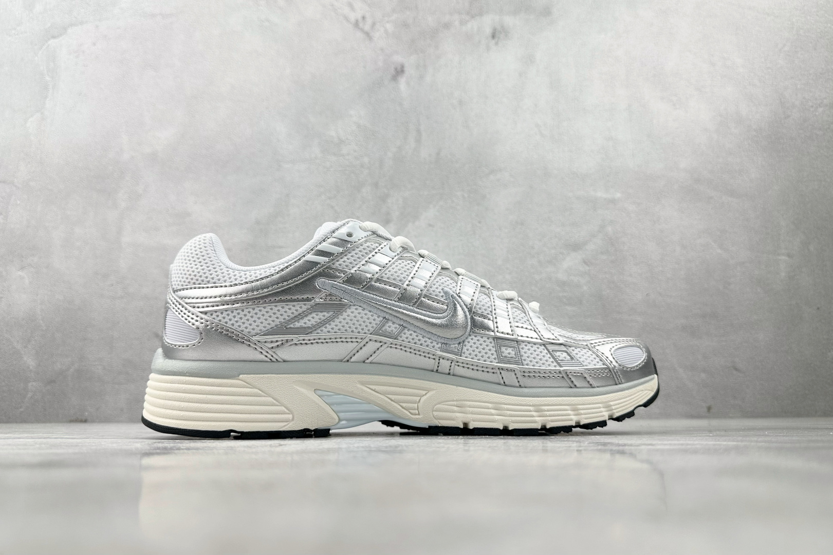 原鞋开发 原数据档案 Nike P-6000 白银 BV1021-106