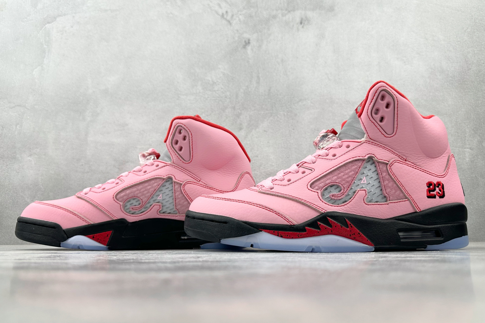 顶级纯原 Jordan Air Jordan 5 Retro 黑粉 DV0833-113