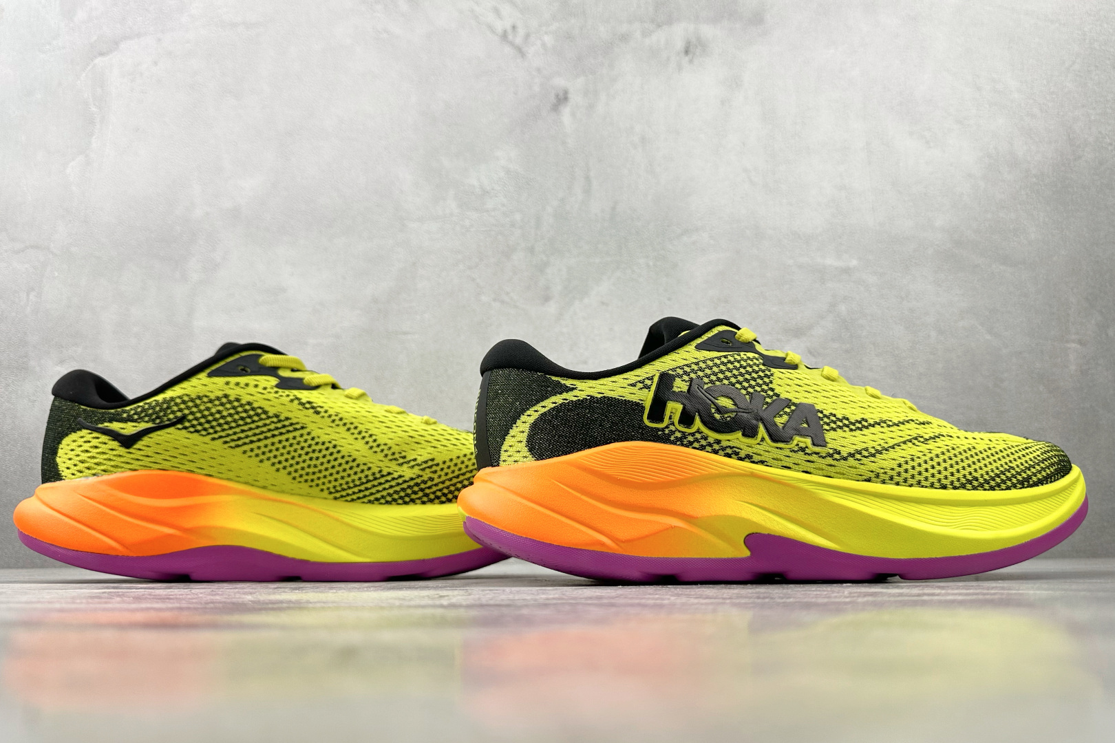 H 版 本地
HOKA ONE ONE RINCON 4黄黑色

货号：-HKC
尺码：36 36.5 
