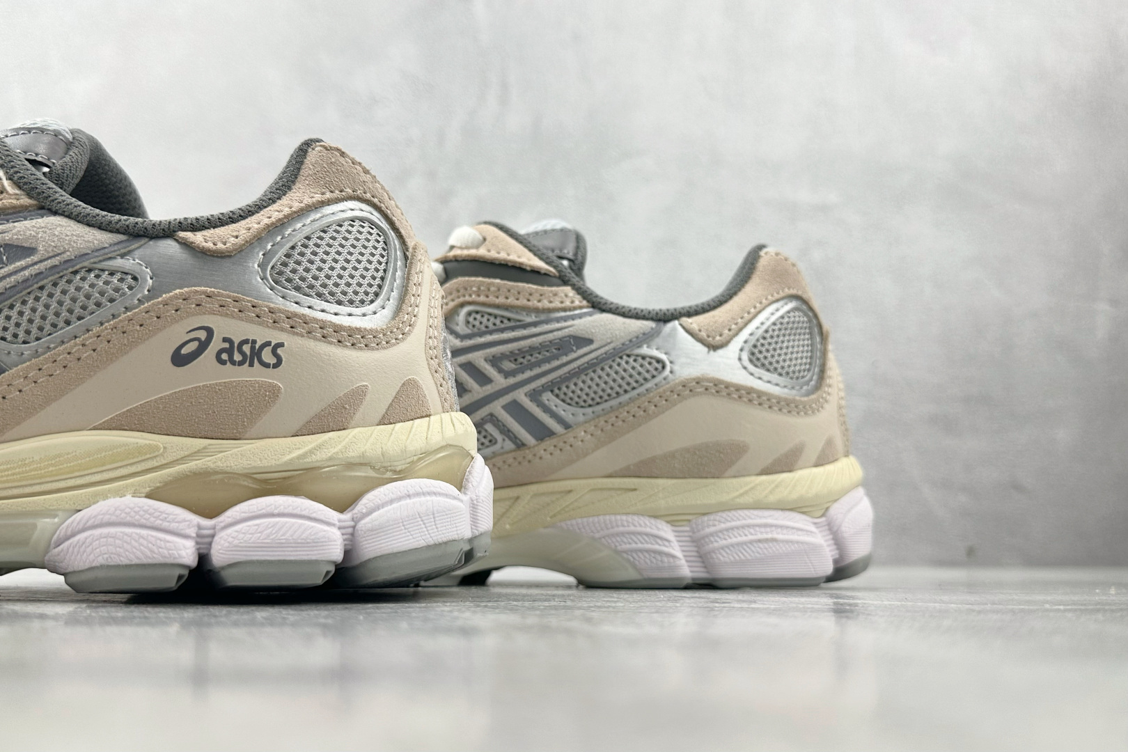 Asics GEL-NYC系列 灰黄 1203A383-020