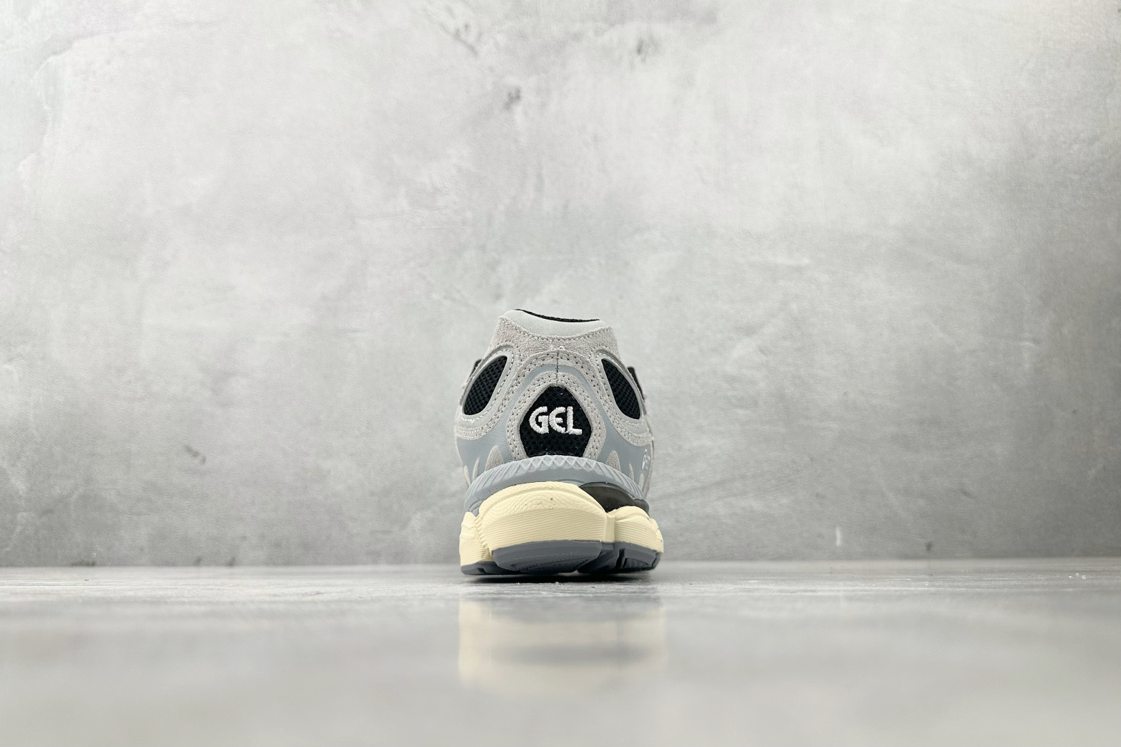 Asics GEL-NYC系列 灰黑色 1203A383-004