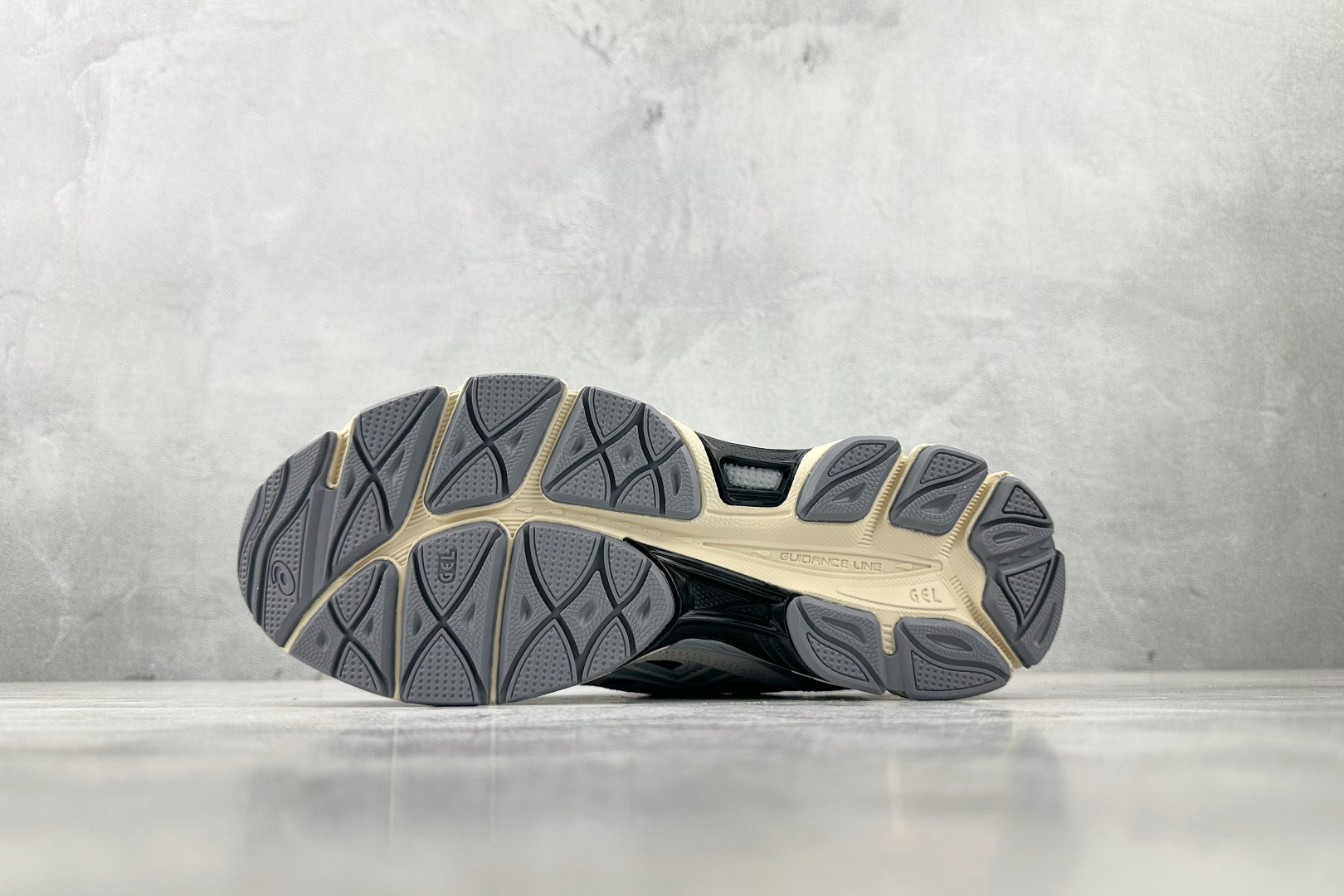 Asics GEL-NYC系列 灰黑色 1203A383-004