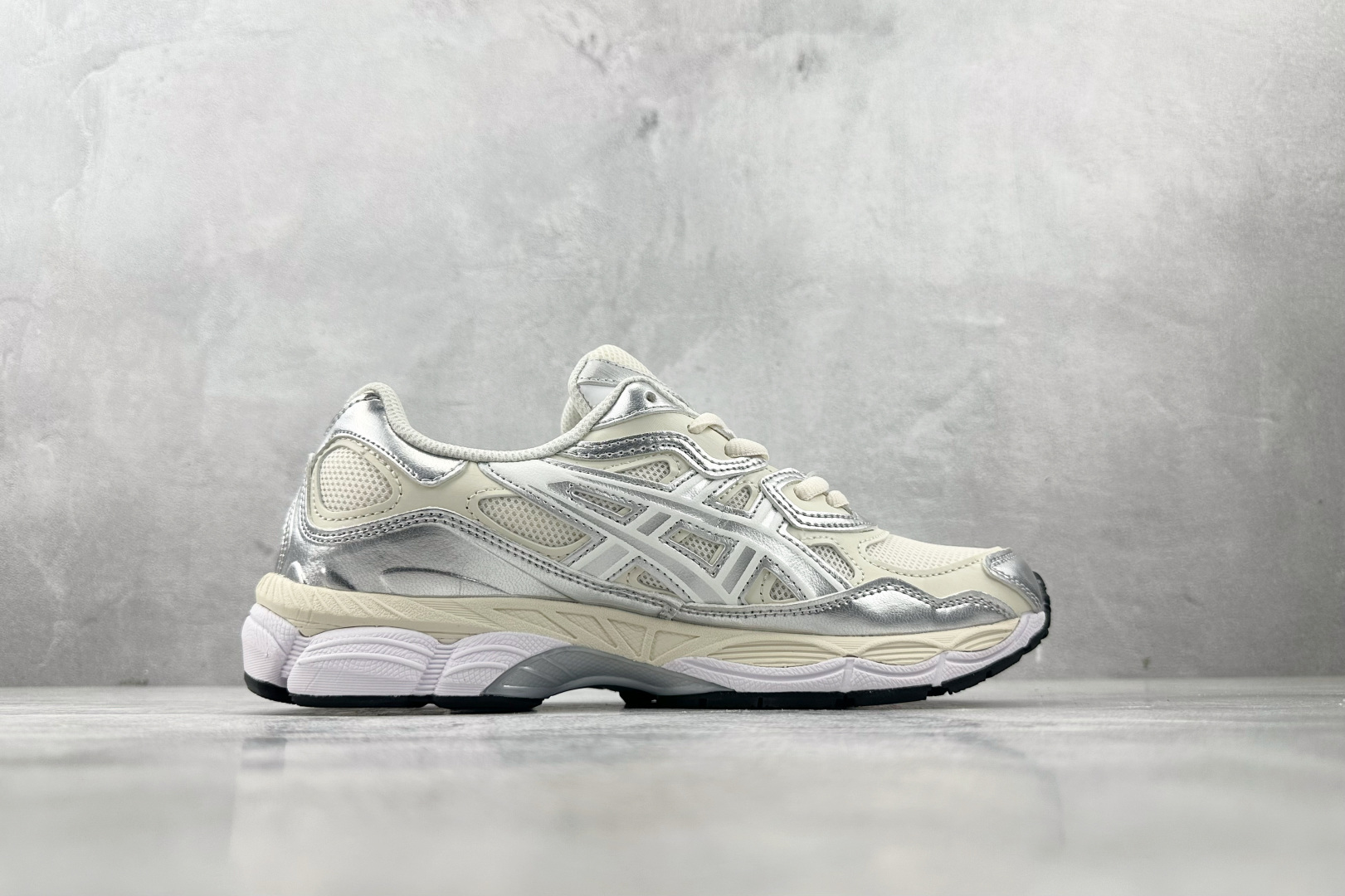 Asics GEL-NYC系列 银黄色 1203A805-101