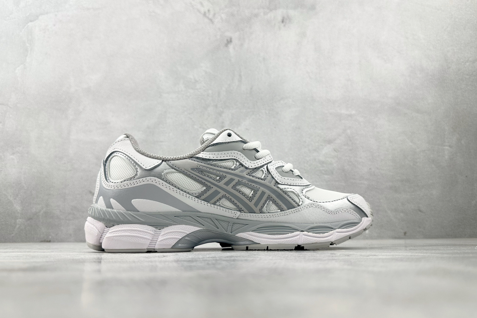 Asics GEL-NYC系列 白灰 1203A280-100