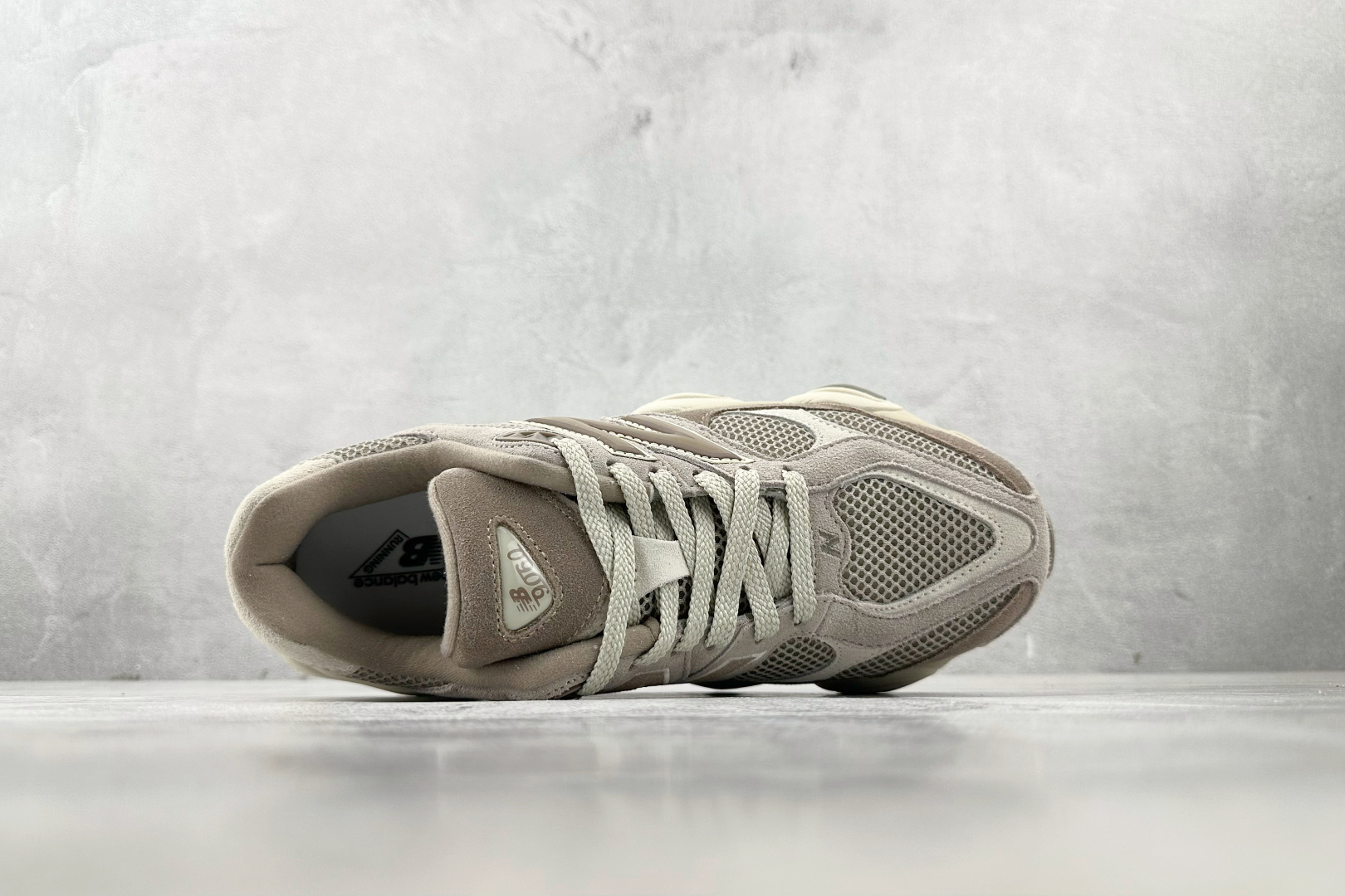 240 大厂出品 New Balance NB 9060 灰棕色 U9060ERC