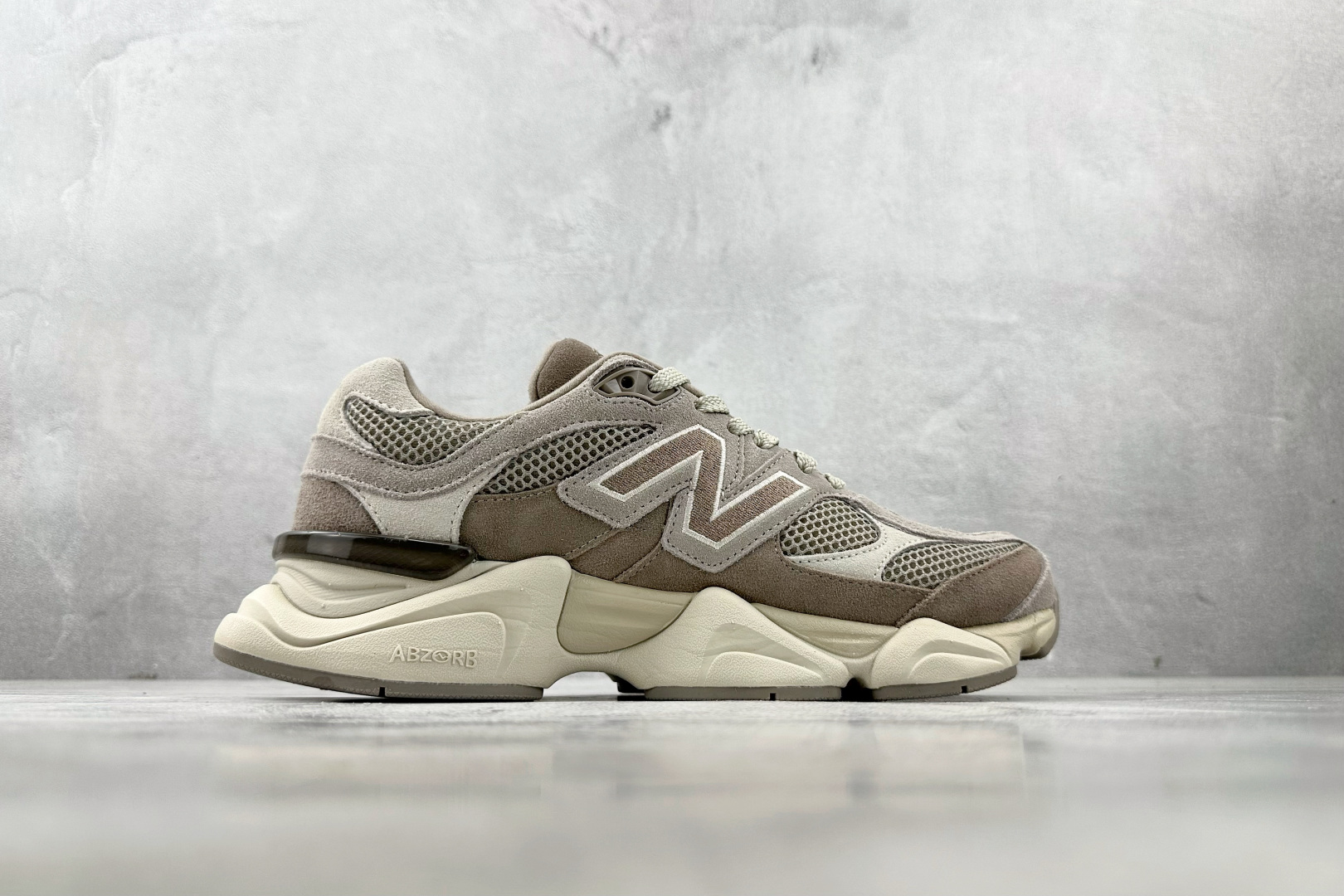 240 大厂出品 New Balance NB 9060 灰棕色 U9060ERC