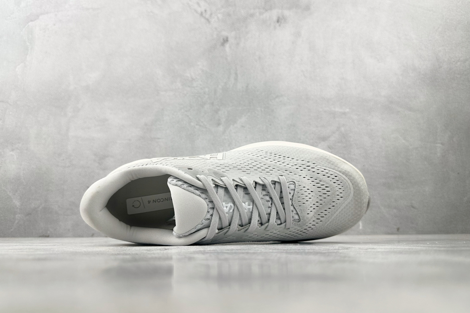 HOKA ONE ONE RINC4 灰色 1155131-SSTC