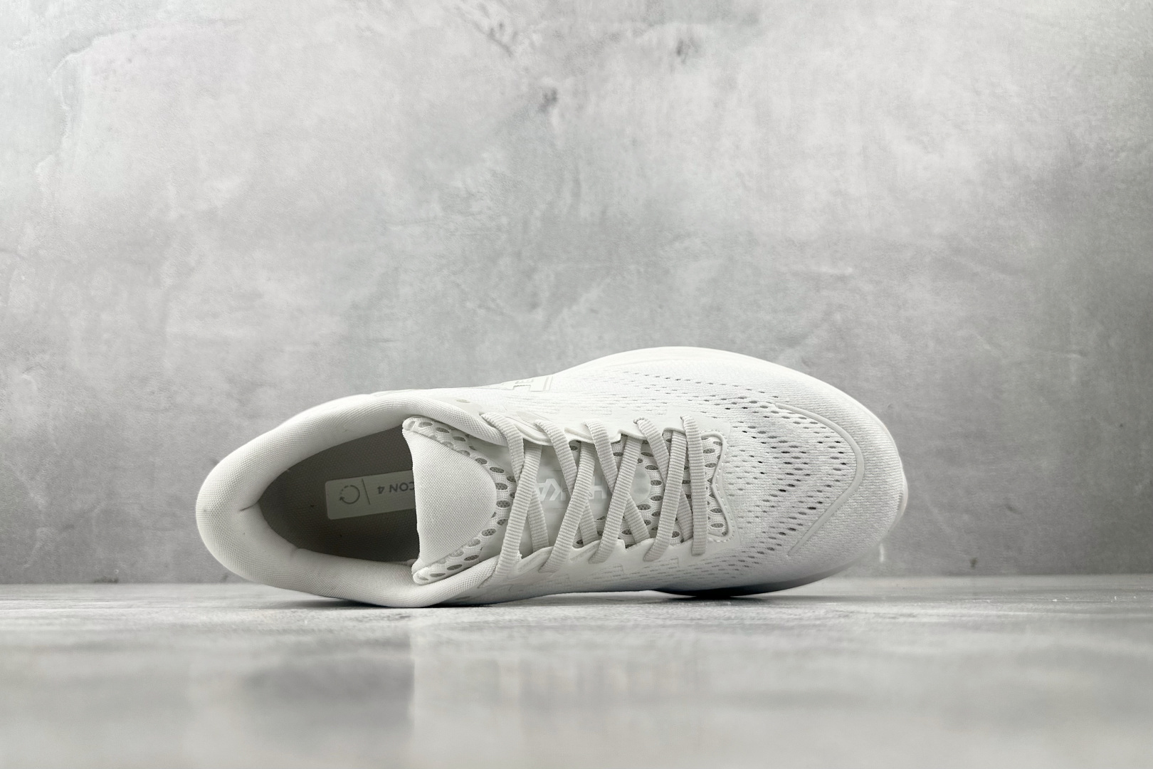 HOKA ONE ONE RINC4 白色 1155130-WWH