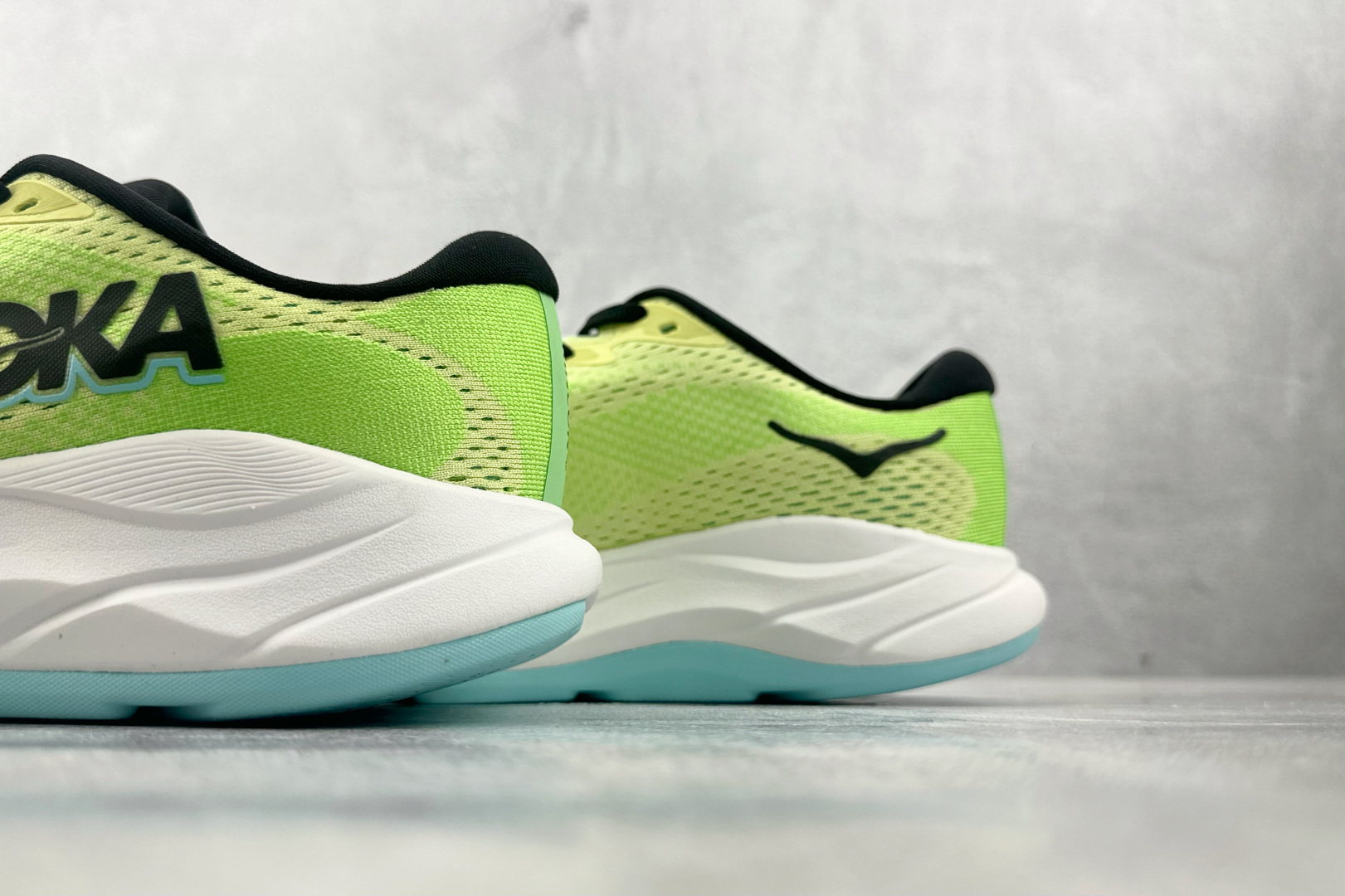 HOKA ONE ONE RINC4 黄绿色 1155130-YZT