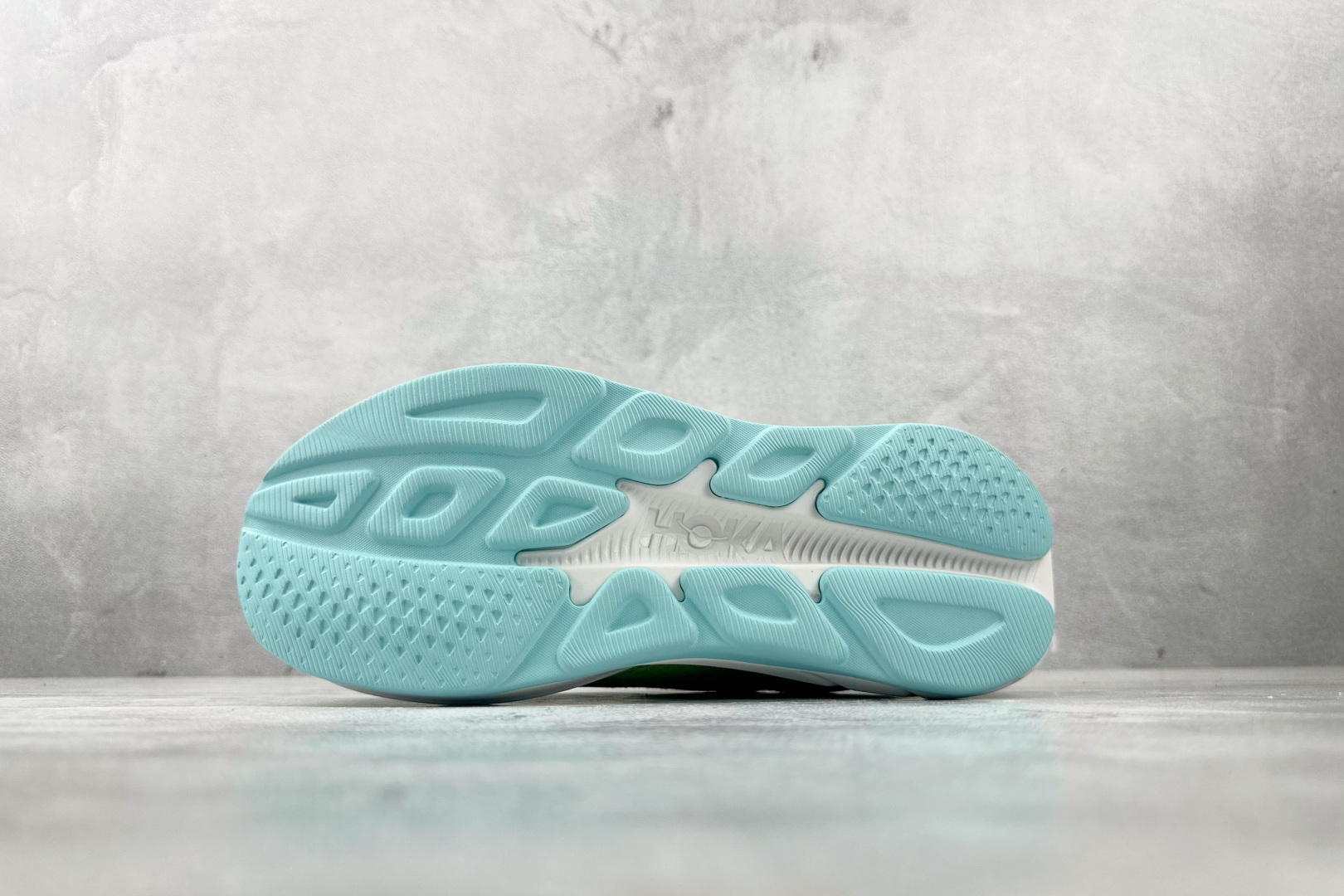 HOKA ONE ONE RINC4 黄绿色 1155130-YZT