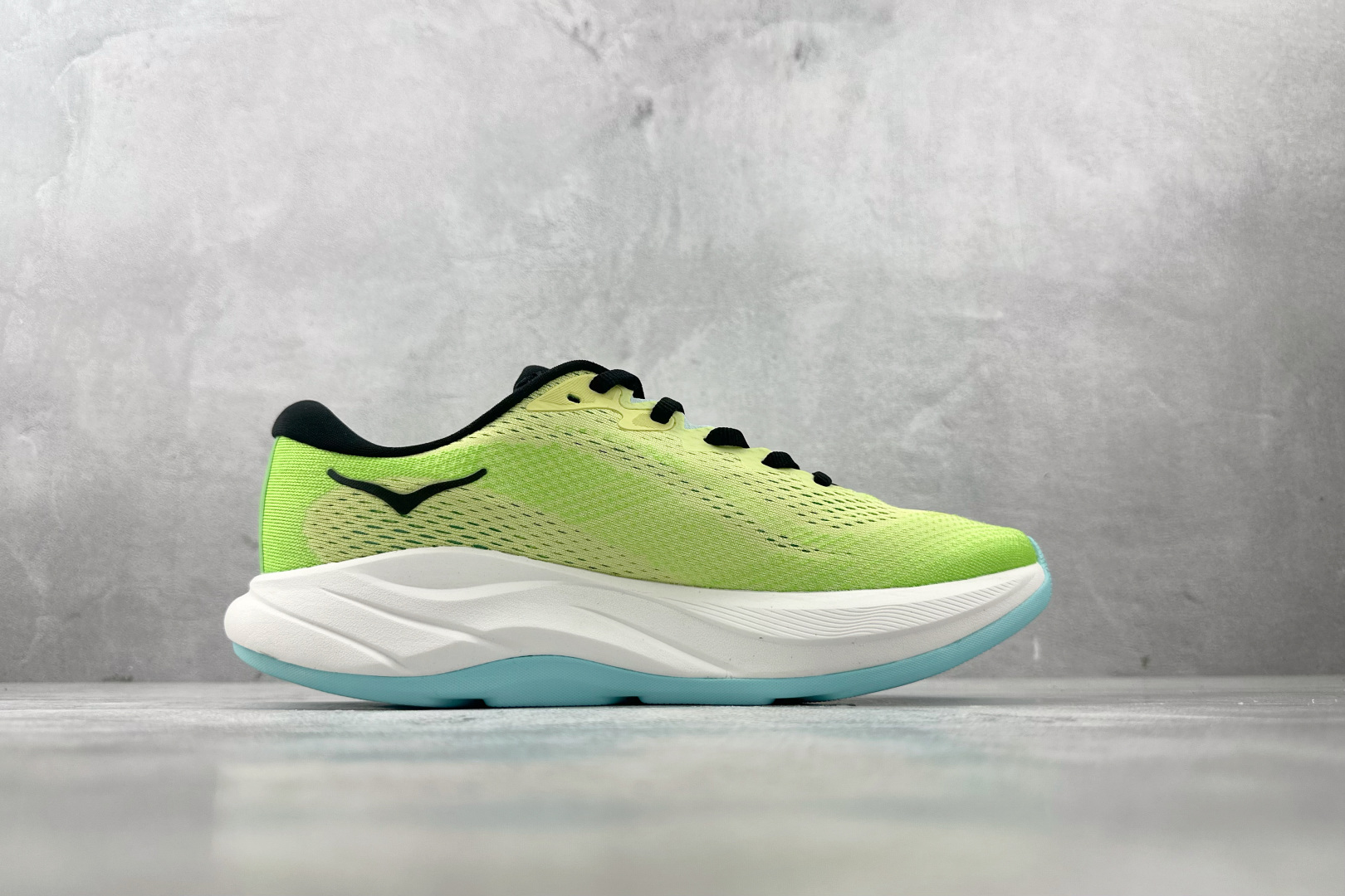 HOKA ONE ONE RINC4 黄绿色 1155130-YZT